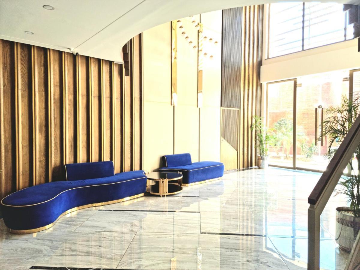 Executive Apartments In Bahria Heights ラーワルピンディー エクステリア 写真