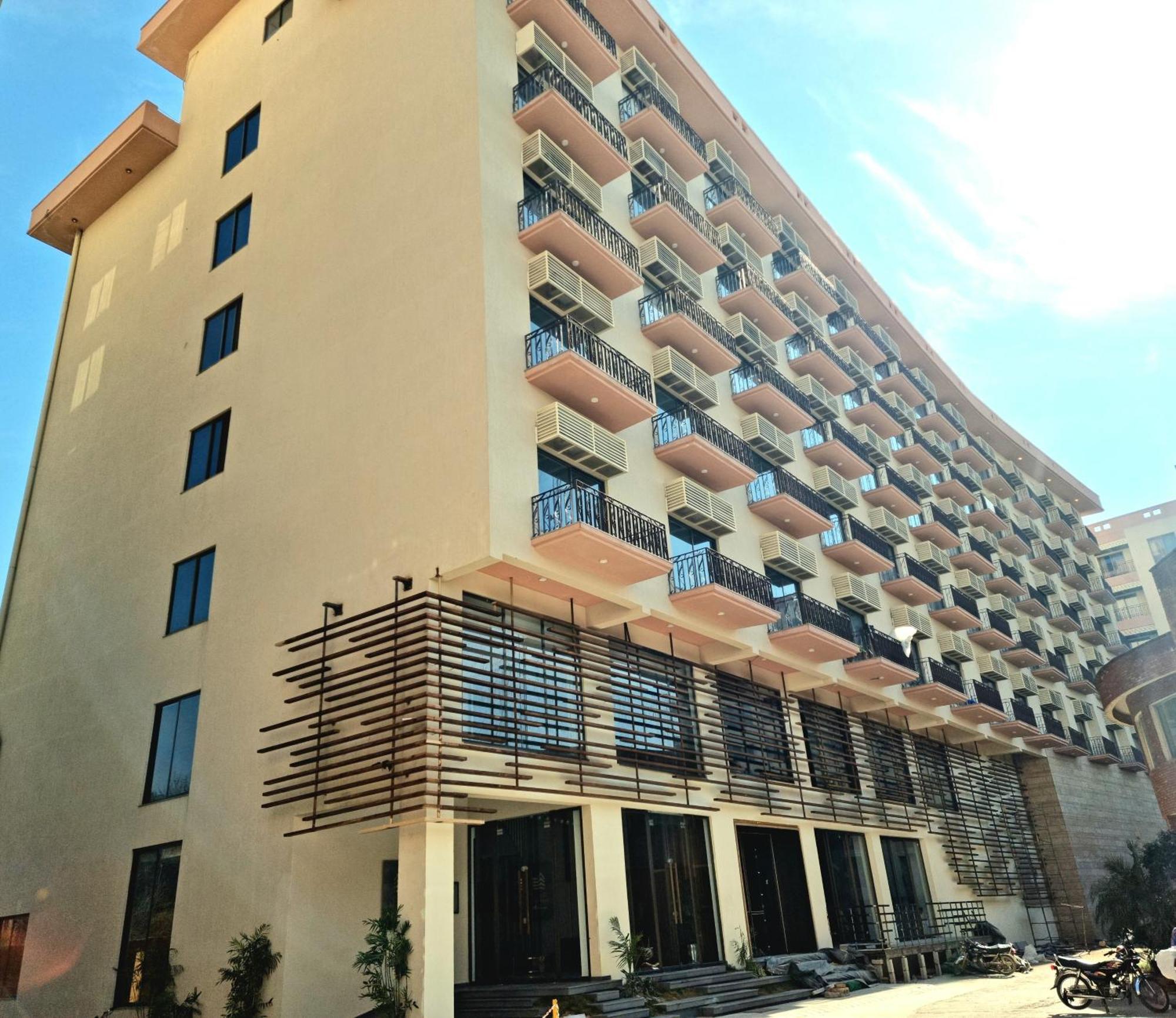 Executive Apartments In Bahria Heights ラーワルピンディー 部屋 写真